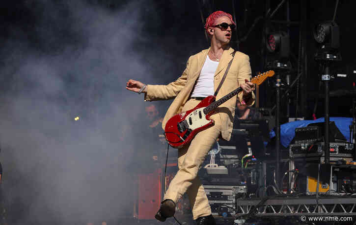 Fontaines D.C.’s Carlos O’Connell to miss upcoming shows as he awaits birth of first child