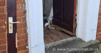 Man arrested after Class A drugs and stolen bikes found in Hull raid