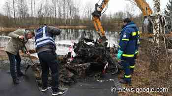 Bagger birgt Auto aus See bei Lunestedt: Keine Hinweise auf ... - buten un binnen