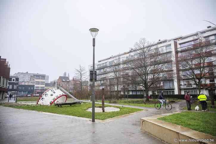 Familie van slachtoffer én ouders van man die kampt met psychoses unaniem na slag aan meisje (8): “Begrijpen niet dat hij meteen is vrijgelaten”