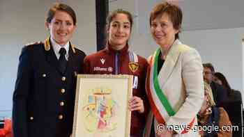 L'omaggio del Commissariato di Fabriano a Sofia Raffaeli - RadioGold.TV