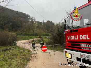Spoleto, famiglie ostaggio di un ponte sul Tessino. Rimpallo sulle ... - TuttOggi