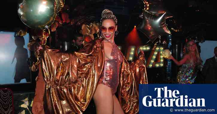 ‘More like Annabel’s’: London law firm seeks to redress dress code