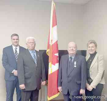 Drumheller man recognized for service to seniors with QEII Platinum ... - Drumheller Mail