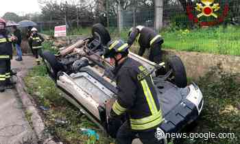 Si ribalta su un’uscita della Lecce-Maglie: spavento per conducente - Il Gallo