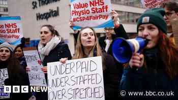 Physiotherapists join NHS strike in one-day walkout