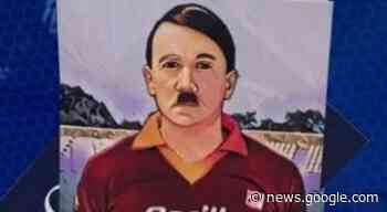 Roma, adesivi di Hitler con la maglia giallo-rossa invadono la città - Metropolitan Magazine Roma