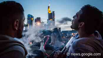 Wasserpfeifentabak: Zoll erwischt vermeintliche Skiurlauber bei ... - BILD