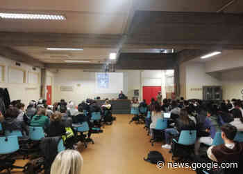 Gli studenti dell'Istituto Fiocchi di Lecco a lezione di legalità - Lecco Notizie