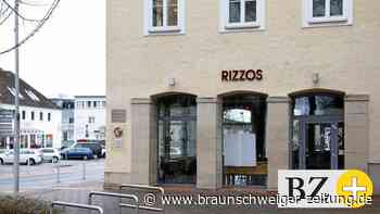 Café-Bistro „Rizzos“ auf Wolfsburgs Piazza Italia schließt