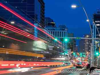 Edmonton weather: Arctic blast brings flurries, wind chill near -30 overnight