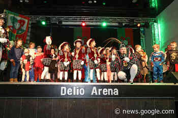 Kleine Eulen feiern Heimspiel von Prinz Stefan III. - Filmpost