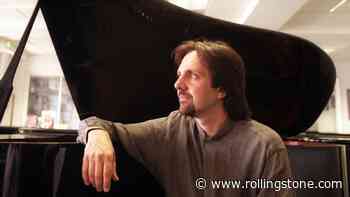 Pianist Alan Pasqua on His Years With Bob Dylan, Eddie Money, Pat Benatar, and Santana