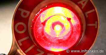 Kreis Kulmbach: Polizei kontrolliert "verdächtigen" Wagen - Fahrer mit Alkoholfahne und Sektflasche auf dem Boden