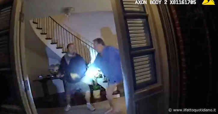 Usa, rilasciato il video dell’aggressione a Paul Pelosi: dalla bodycam dell’agente l’attacco col martello da parte di DePape