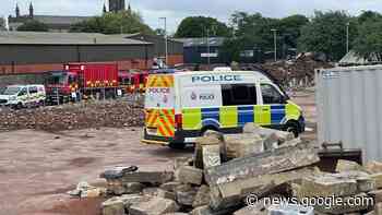 Search ends at Oldham mill where human remains were found - Planetradio.co.uk