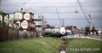 Acht mensen gewond door vrijkomen giftige stof op industrieterrein ... - NRC