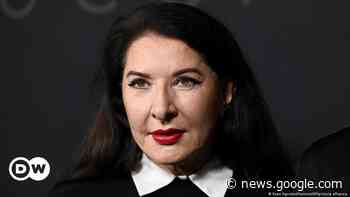 Mutter der Performance: Marina Abramovic wird 75 - DW (Deutsch)