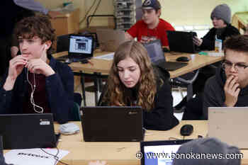 Crestomere School class pilots successful virtual lunar rover mission simulation