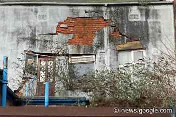 Abandoned Earlestown building putting children in 'immense danger' - St Helens Star