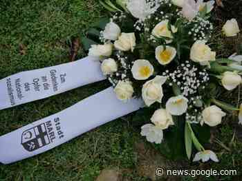 Stadt Marl gedenkt der Opfer von Auschwitz am Herzliya-Baum - Marl - www.lokalkompass.de