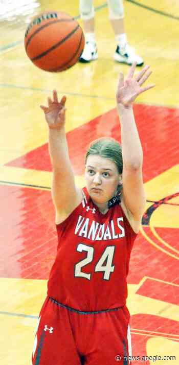 Anna Forbes joins 1000-point club - The Leader Union