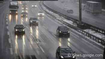 Feucht-kaltes Wetter mit Schneefall: Glatte Straßen behindern den ... - WDR Nachrichten