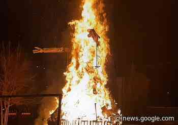 Si alzano le fiamme della gioeubia 2023 di Gallarate - varesenews.it