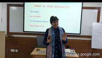 A Passionate Painter and Motivational Speaker, She Holds ... - Indian Masterminds