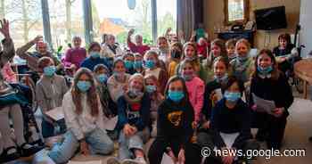 Gedichten bevorderen vriendschap tussen kinderen en ouderen ... - Het Laatste Nieuws