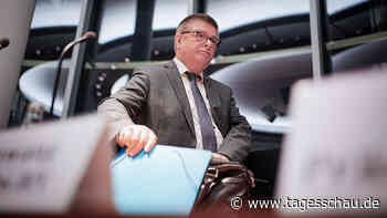 Verfassungsschutz-Präsident über Vorgänger: "Maaßen schadet dem Bundesamt"