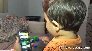 Menino de Guarapari de apenas dois anos já sabe ler e até fazer ... - TV Guarapari