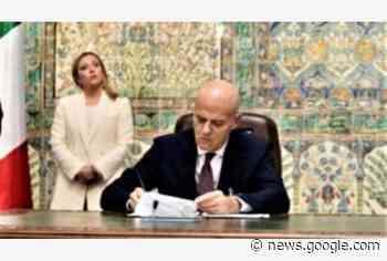 Potere e riti misogini: il “testosteronico” primo piano, le mani ... - Tiscali Notizie