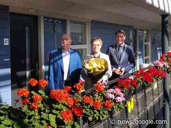 Echtpaar Van der Velden-Klein uit Numansdorp viert diamanten ... - Hoeksche Waard Nieuws