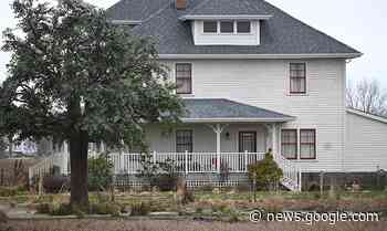Superman & Lois films in East Ladner - Delta Optimist