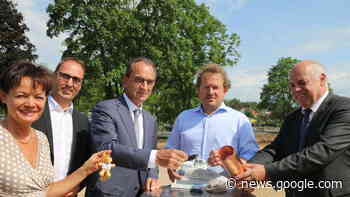 Finanzamt Nidda: Die Zeitkapsel ist gefüllt - Wetteraukreis - fnp.de