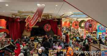 U.S. consumer spending ends 2022 on weaker footing; inflation ... - Reuters