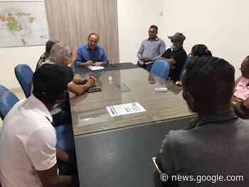 Direção do SAAE Juazeiro dialoga com comunitários de Maniçoba - Prefeitura de Juazeiro