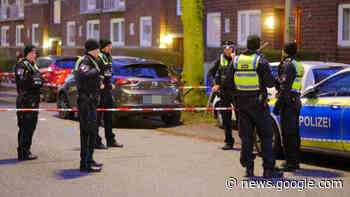 Polizei vermutet Beziehungstat: Frau auf Gehweg niedergestochen ... - BILD