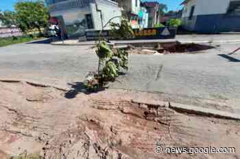 Asfalto do Jardim Mauá continua em situação precária - RD - Repórter Diário