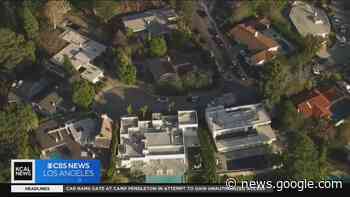 3 dead 4 wounded after shooting in Beverly Crest neighborhood; no suspect yet - KCAL News