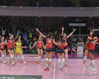 A1 F.: Bergamo vince il derby. Chieri e Casalmaggiore da 3, Firenze ... - Volleyball.it