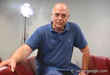 Anche Marco Rizzo al corteo contro Zelensky fuori dall'Ariston ... - Open