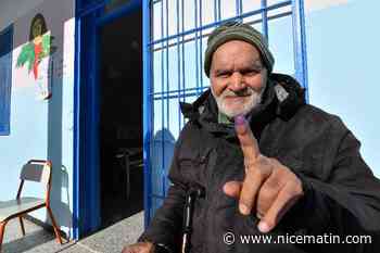 Affluence timide lors du vote pour un Parlement diminué en Tunisie