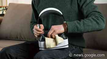 How to Sanitize a VR Headset - How-To Geek