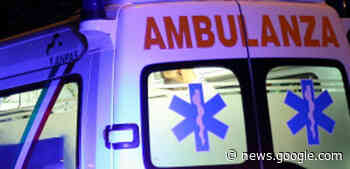 Schianto all'alba in viale Alfieri, danneggiate auto in sosta - Livorno 24