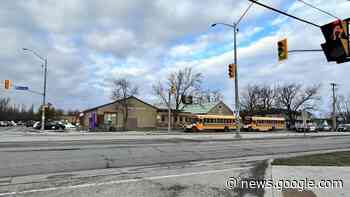 Niagara police charge two 15-year-olds in relation to school threats ... - CBC.ca