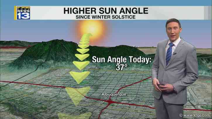 Cold and clear start west, freezing fog east