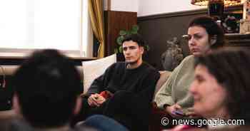 Conner Rousseau neemt plaats tussen de jongeren van Homaar - Het Laatste Nieuws