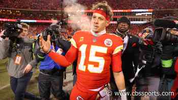 Injured Patrick Mahomes joins list of grittiest NFL playoff performers, including Tom Brady, Terrell Owens